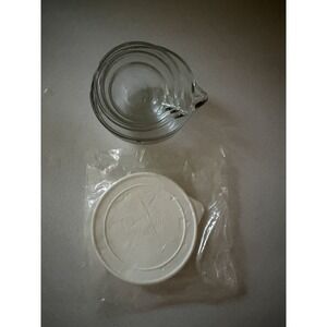 PAMPERED CHEF Glass Pinch Bowl Set Of 4 W/Lids & Spout 1, 2, 4, 8 oz